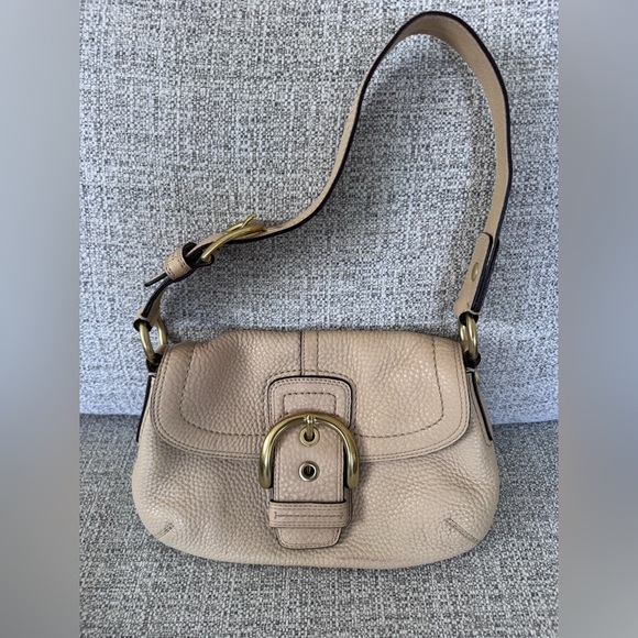Coach Handbags - Vintage Y2K Coach Cream Soho Flap Shoulder Bag Big Buckle